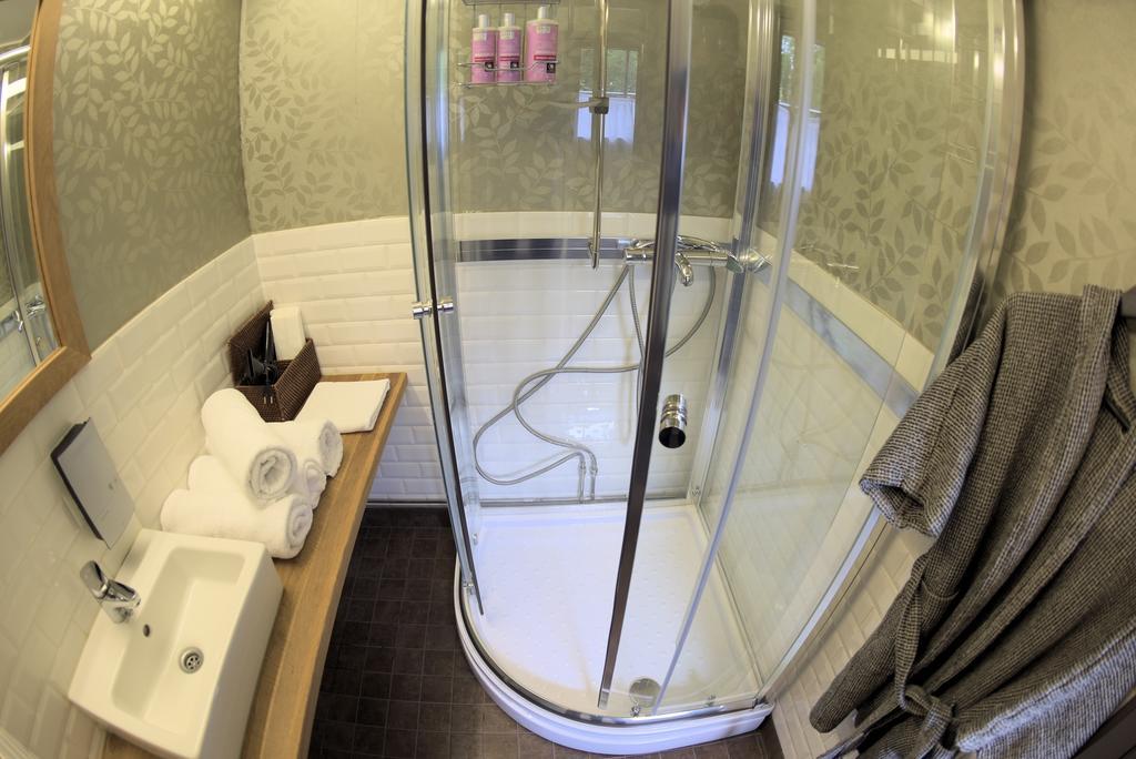 Hotel Krapi Туусула Екстер'єр фото