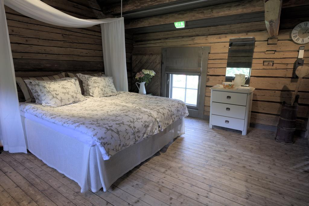 Hotel Krapi Туусула Екстер'єр фото