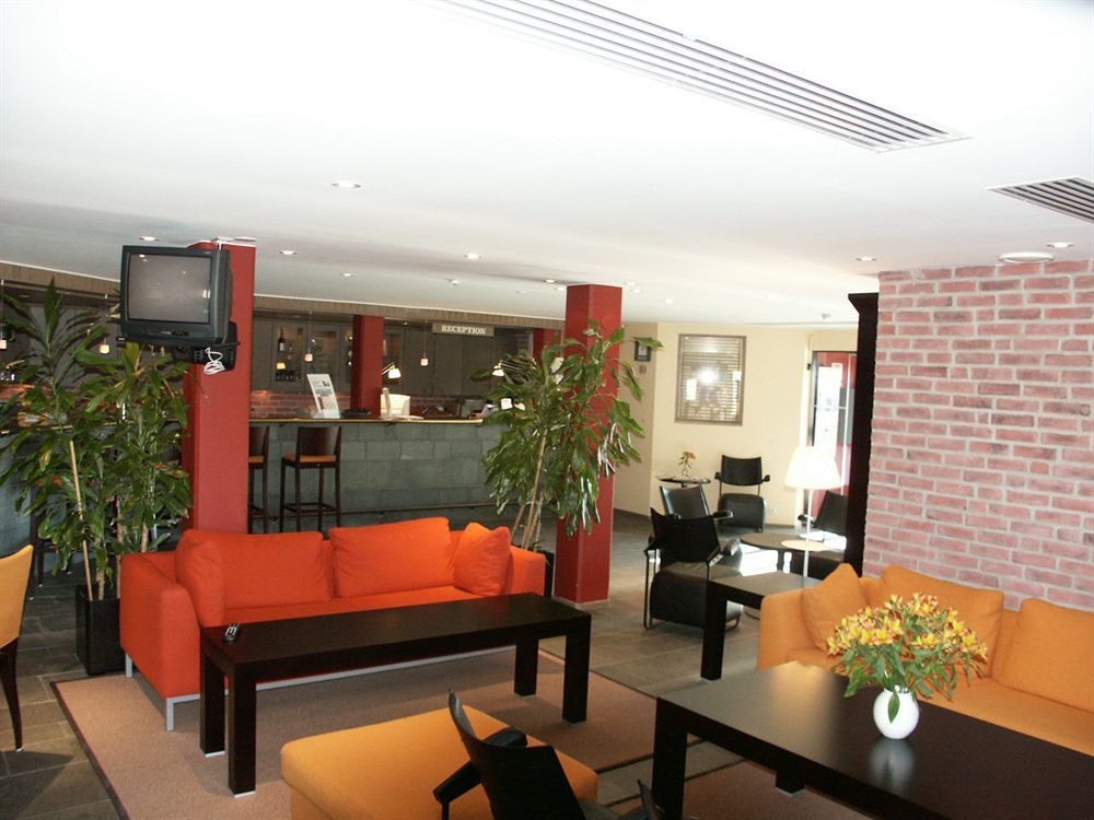 Hotel Krapi Туусула Інтер'єр фото