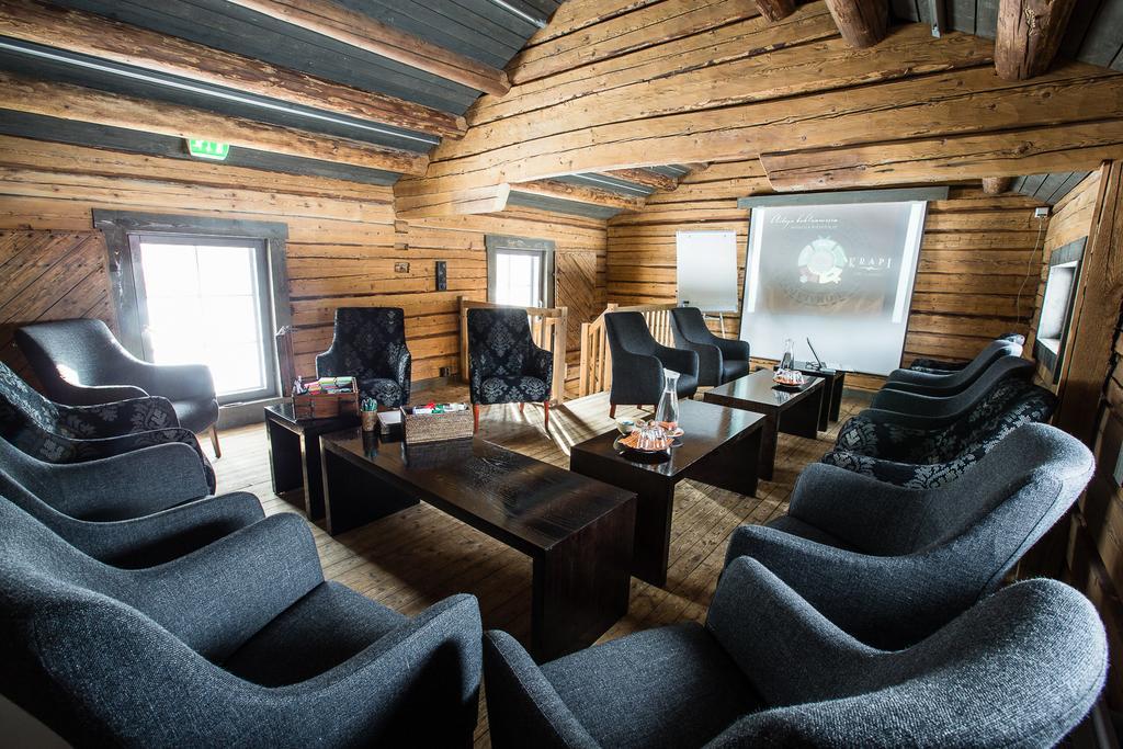 Hotel Krapi Туусула Екстер'єр фото
